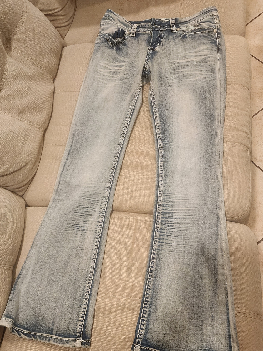 Light Wash Flare Jeans for Women - Faded Blue Wide Leg - BRAND NEW, NEVER WORN
